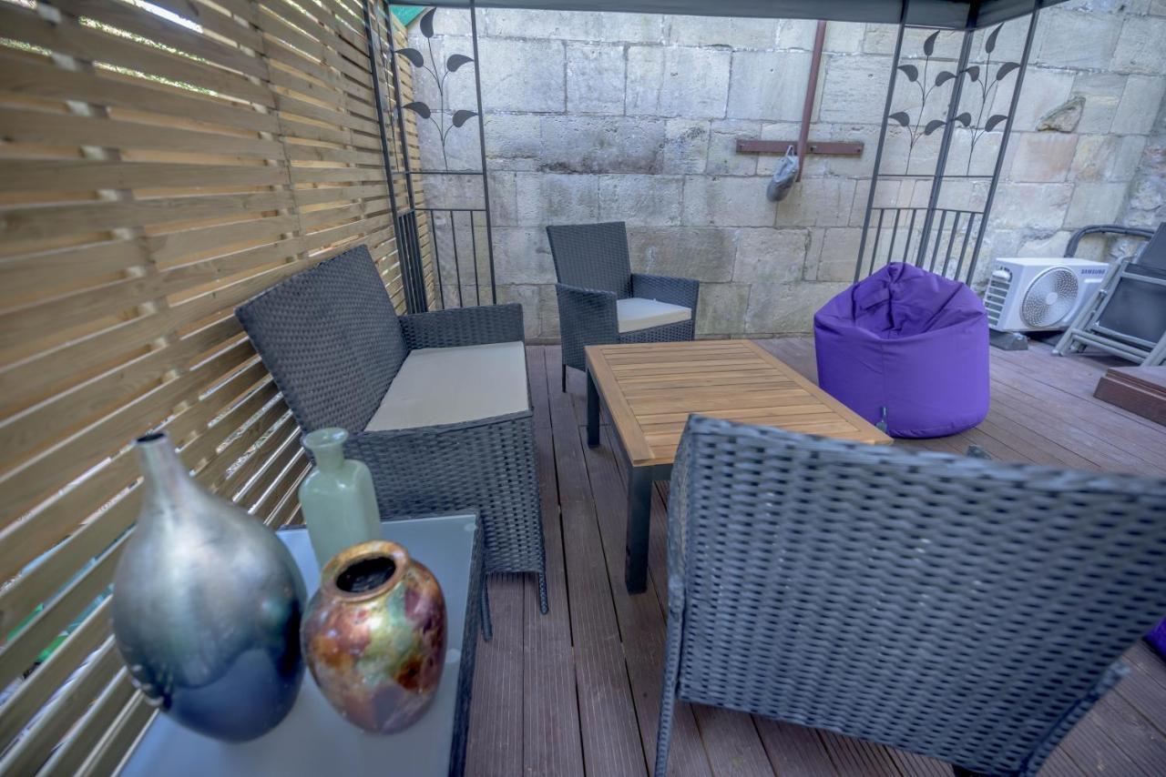 Quirky Vaulted Flat With Terrace Daire Bath Dış mekan fotoğraf